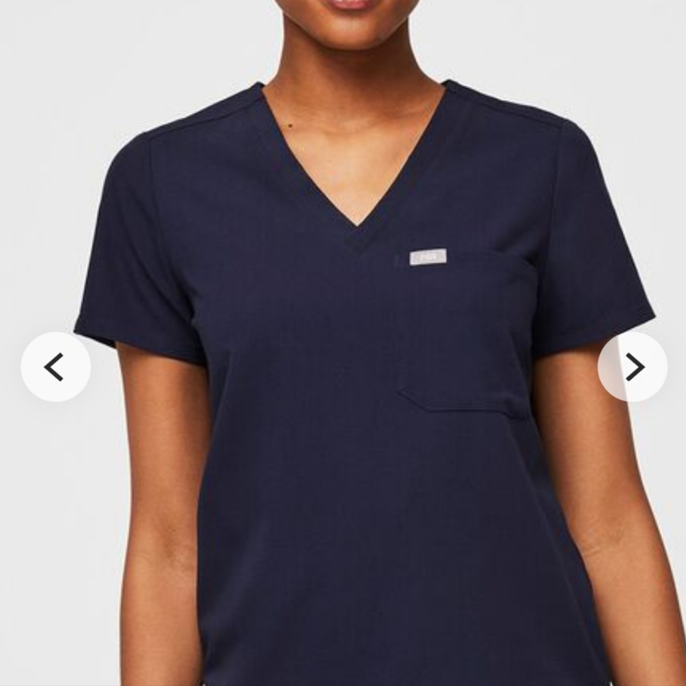 FIGS Catrina one pocket scrub top